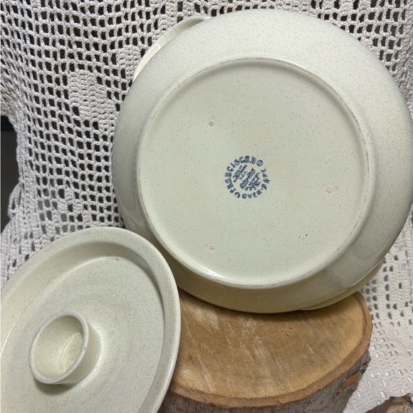 Vintage “Franciscan -Autumn Leaves “Design Casserole Bowl with Lid, Ovenbake - Picture 4 of 9